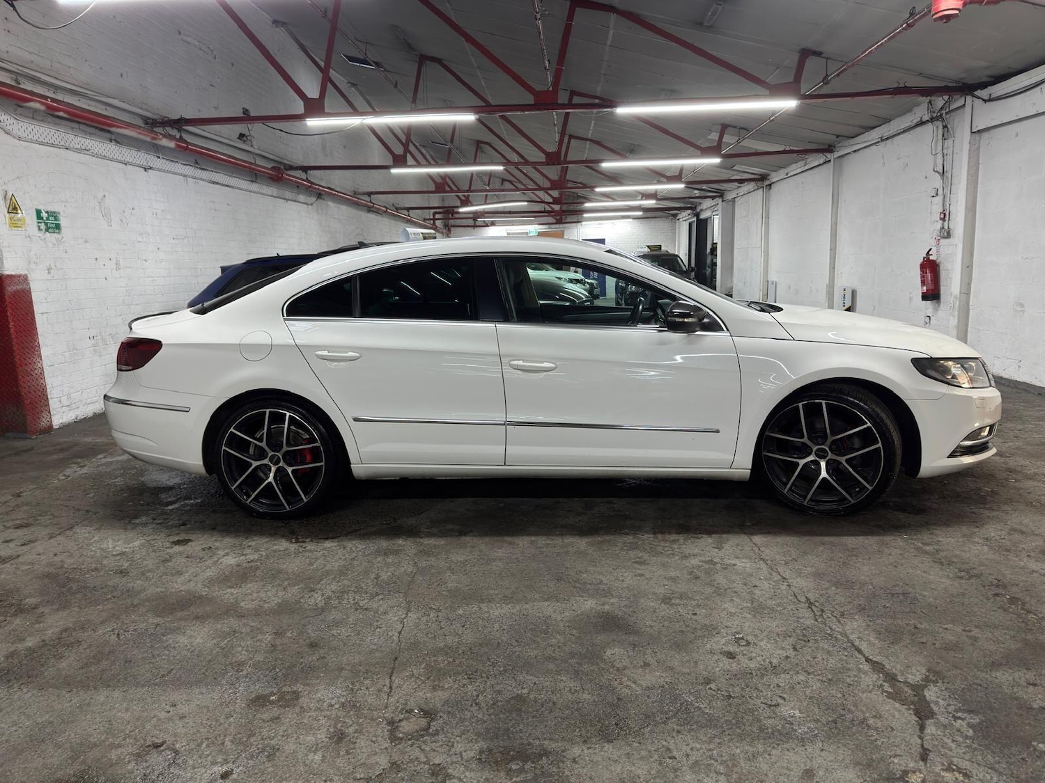 Used Volkswagen CC 2014 for sale - 77633842: Photo 9