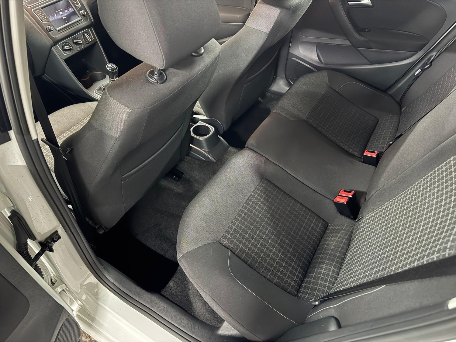 Used Volkswagen Polo 2015 for sale - 77029893: Photo 20