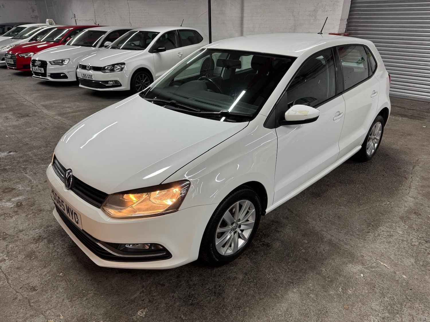 Used Volkswagen Polo 2015 for sale - 77029893: Photo 3