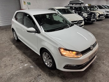 Used Volkswagen Polo 2015 for sale - 77029893: Photo