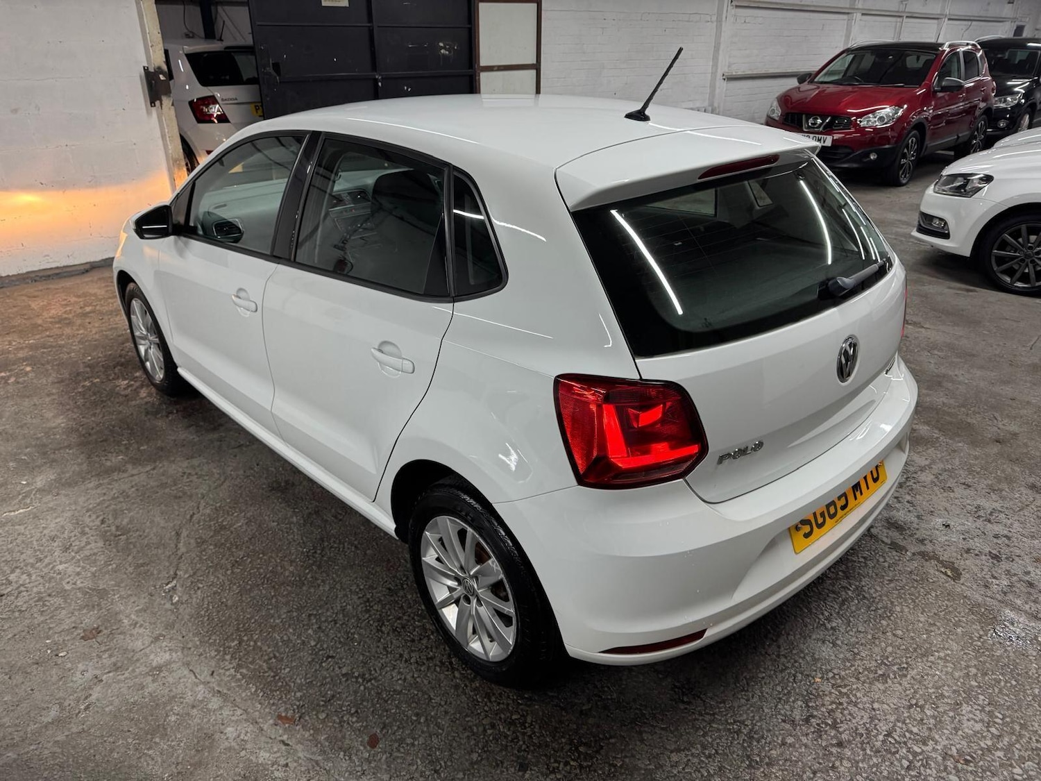 Used Volkswagen Polo 2015 for sale - 77029893: Photo 5
