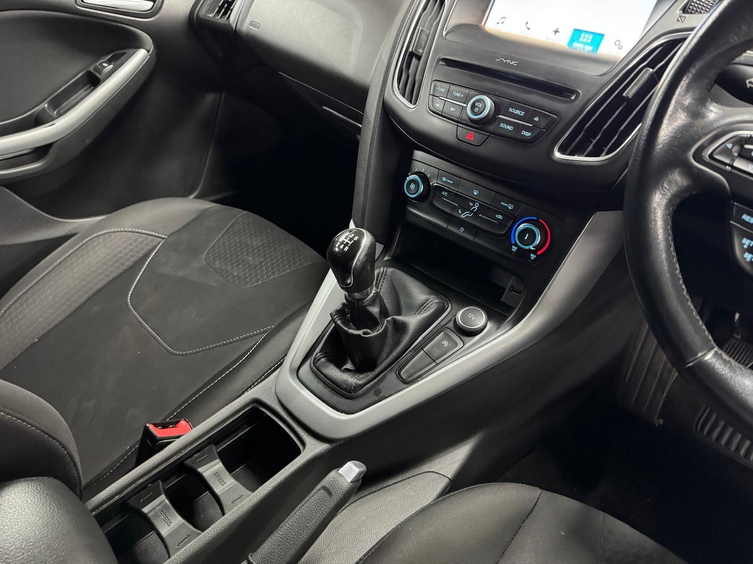 Used Ford Focus 2017 for sale - 76801662: Photo 40