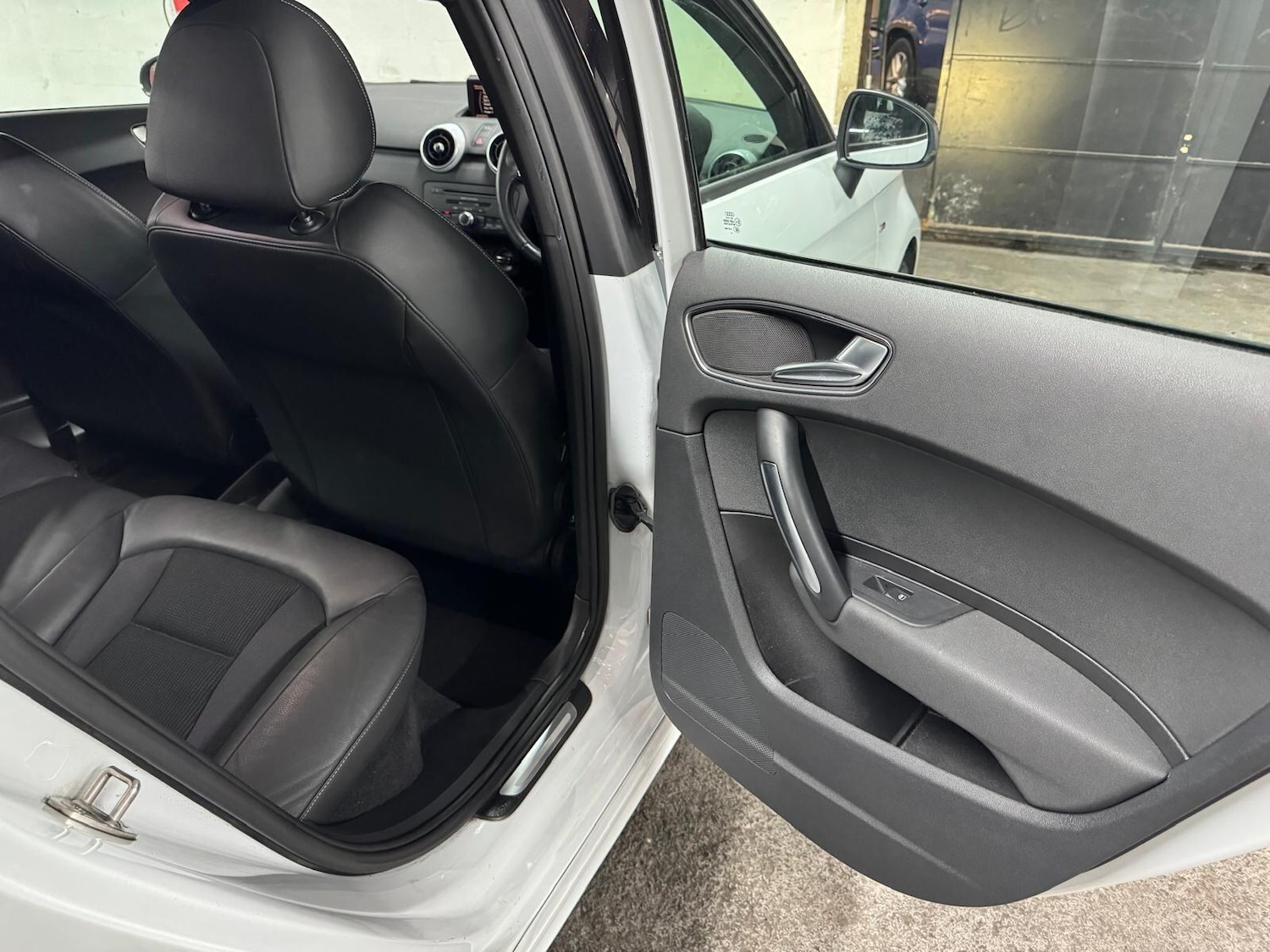 Used Audi A1 2014 for sale - 76561013: Photo 18