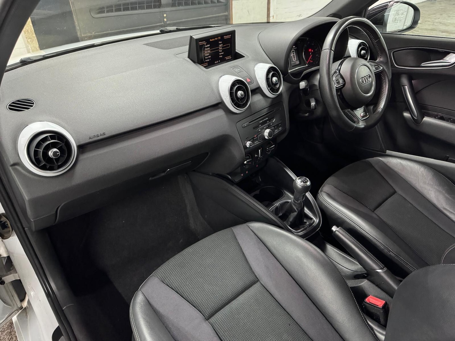 Used Audi A1 2014 for sale - 76561013: Photo 2