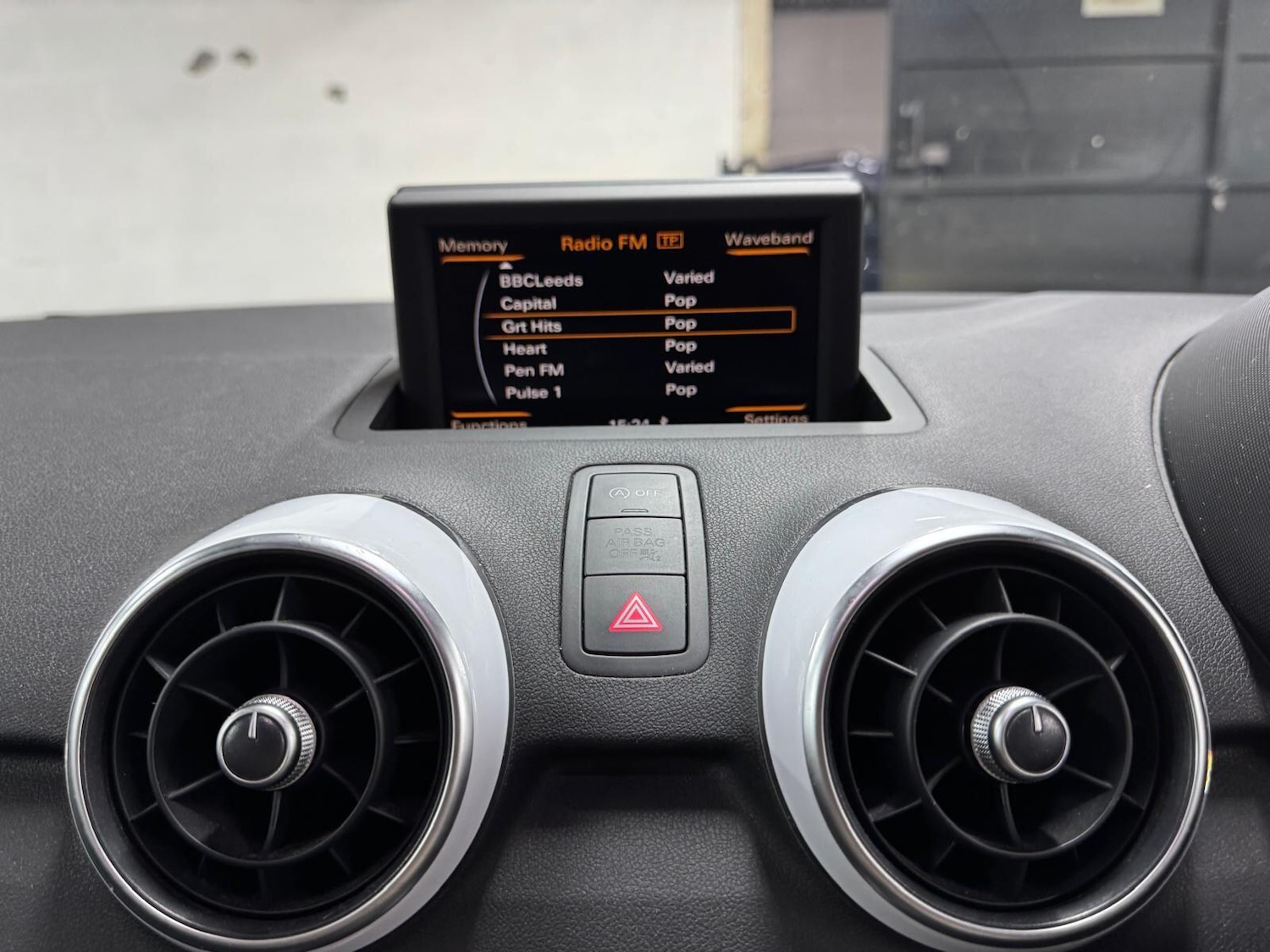 Used Audi A1 2014 for sale - 76561013: Photo 23