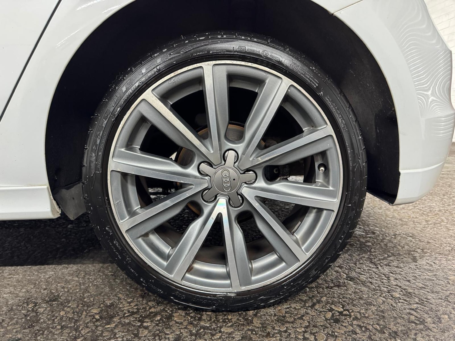 Used Audi A1 2014 for sale - 76561013: Photo 8