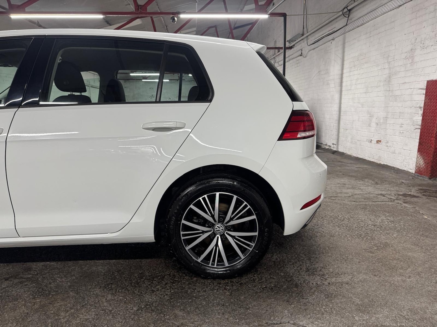 Used Volkswagen Golf 2018 for sale - 76498767: Photo 11