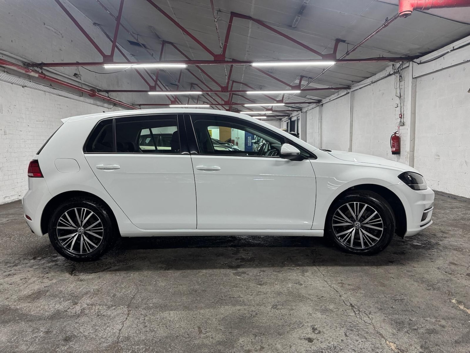 Used Volkswagen Golf 2018 for sale - 76498767: Photo 21