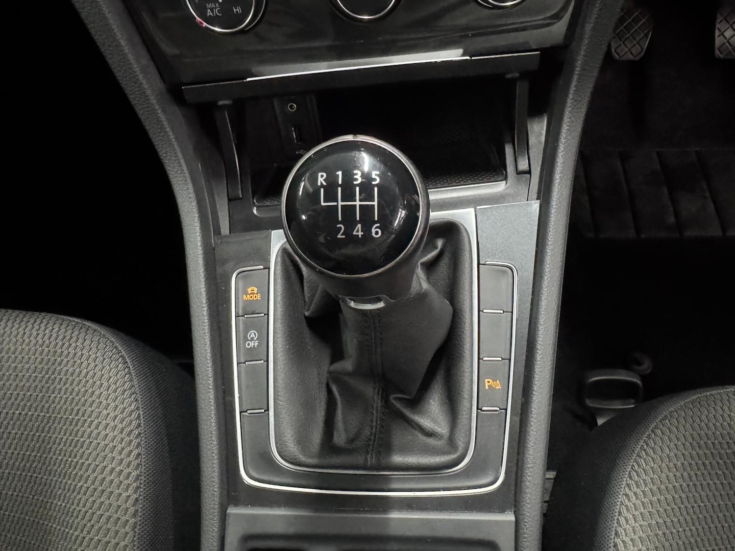 Used Volkswagen Golf 2018 for sale - 76498767: Photo 26