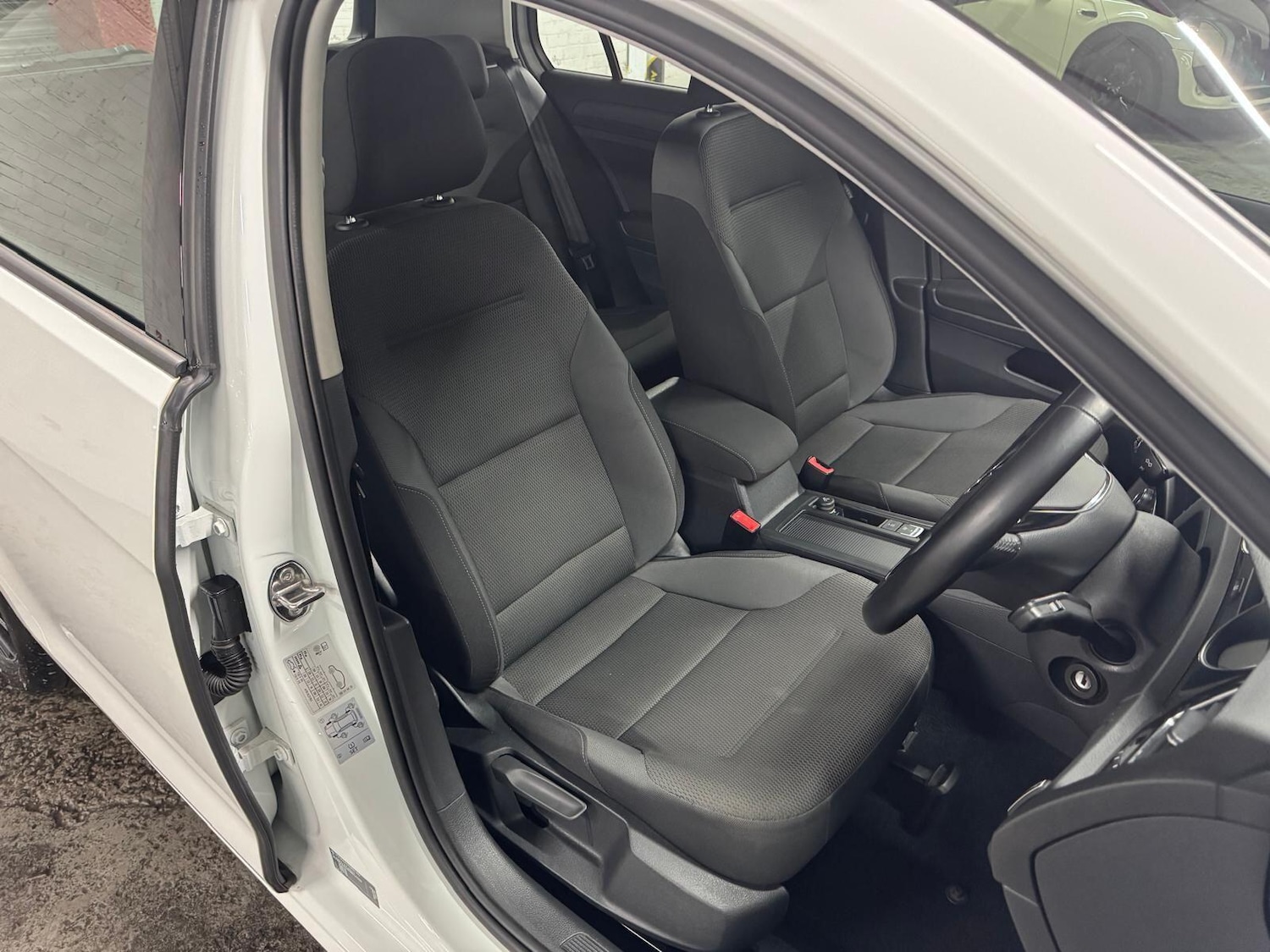 Used Volkswagen Golf 2018 for sale - 76498767: Photo 29