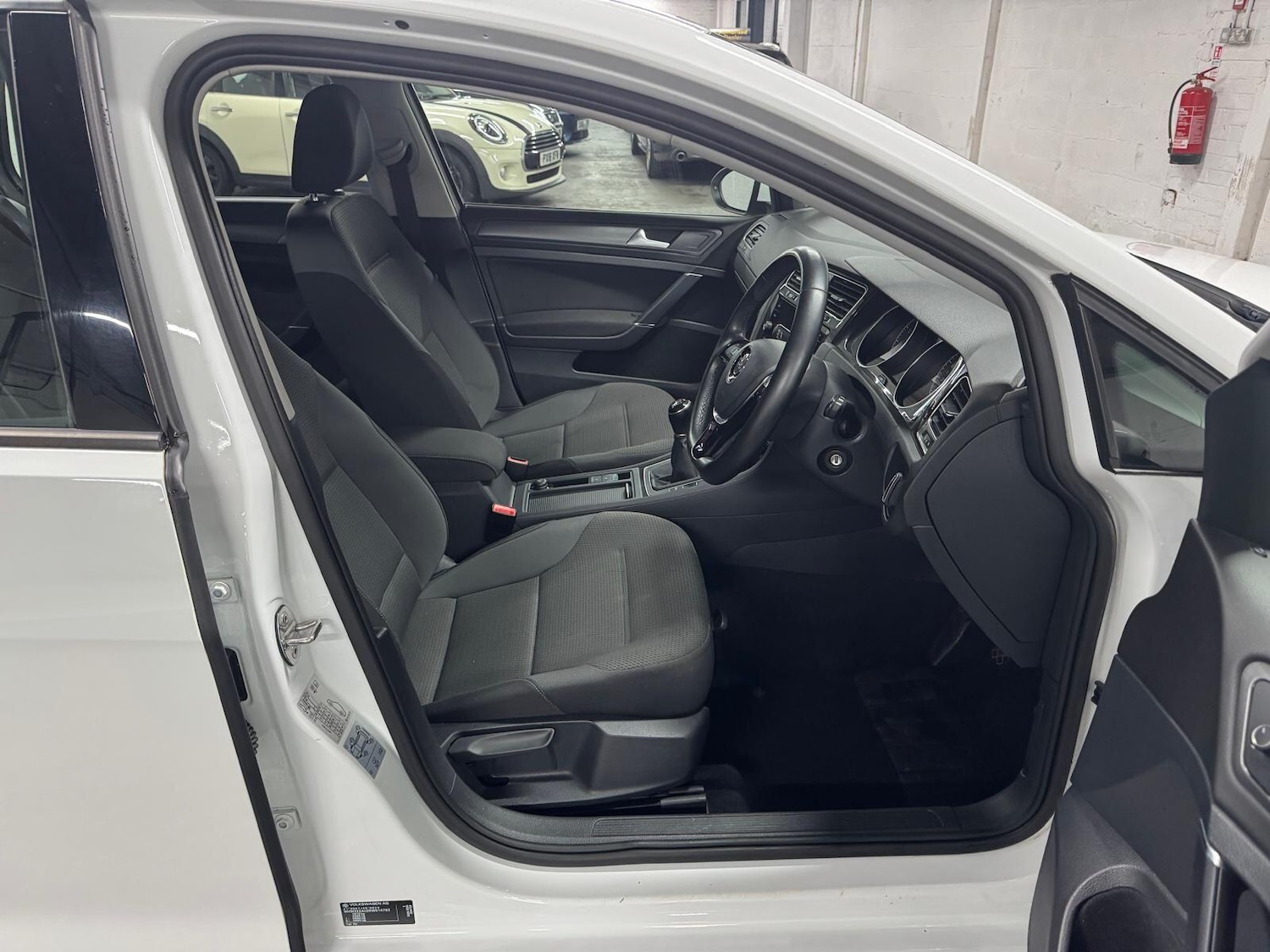 Used Volkswagen Golf 2018 for sale - 76498767: Photo 31