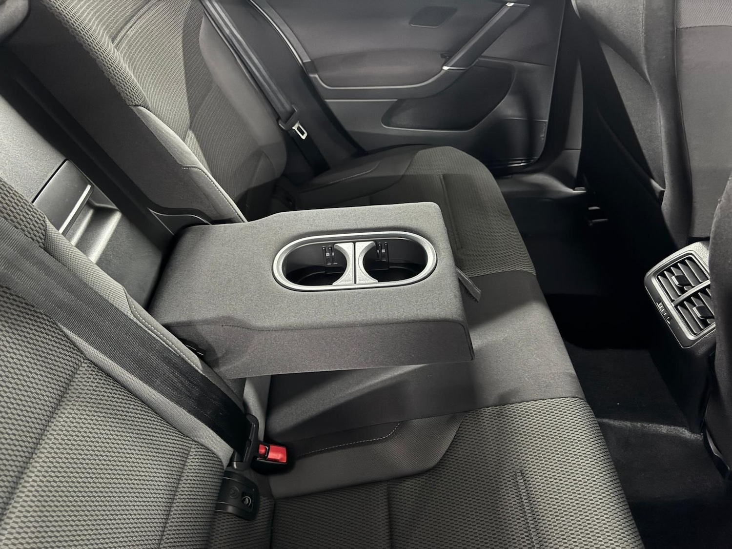 Used Volkswagen Golf 2018 for sale - 76498767: Photo 33