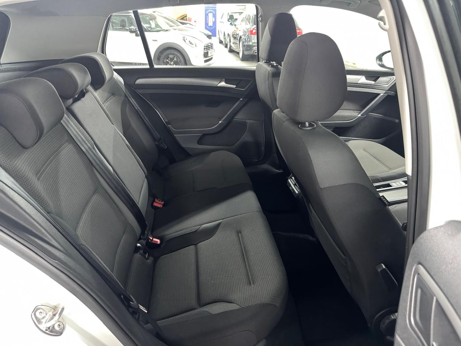 Used Volkswagen Golf 2018 for sale - 76498767: Photo 35