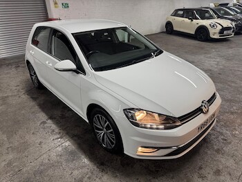 Used Volkswagen Golf 2018 for sale - 76498767: Photo