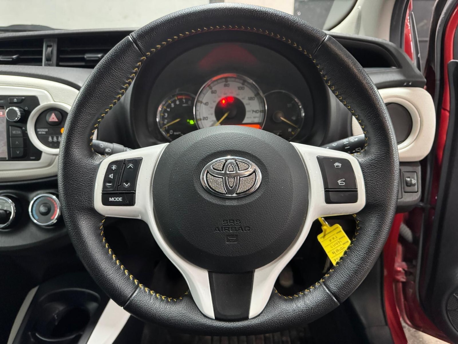 Used Toyota Yaris 2013 for sale - 77632971: Photo 16