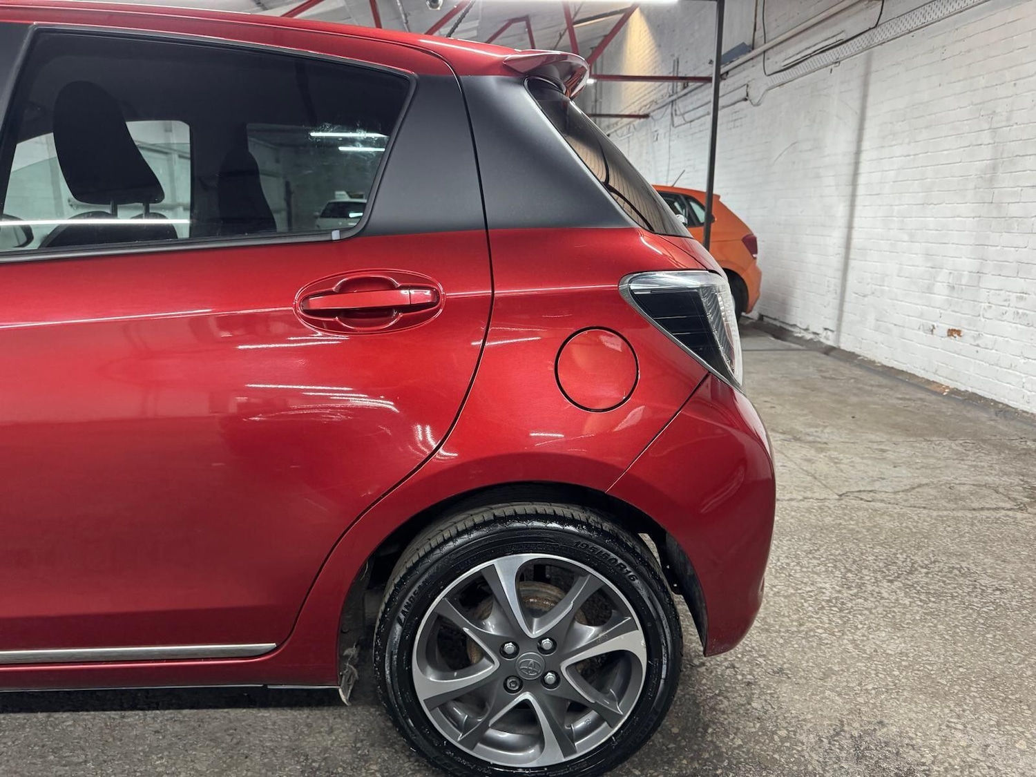 Used Toyota Yaris 2013 for sale - 77632971: Photo 32