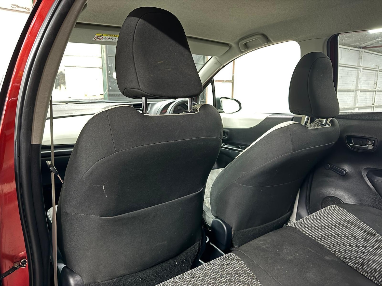 Used Toyota Yaris 2013 for sale - 77632971: Photo 33