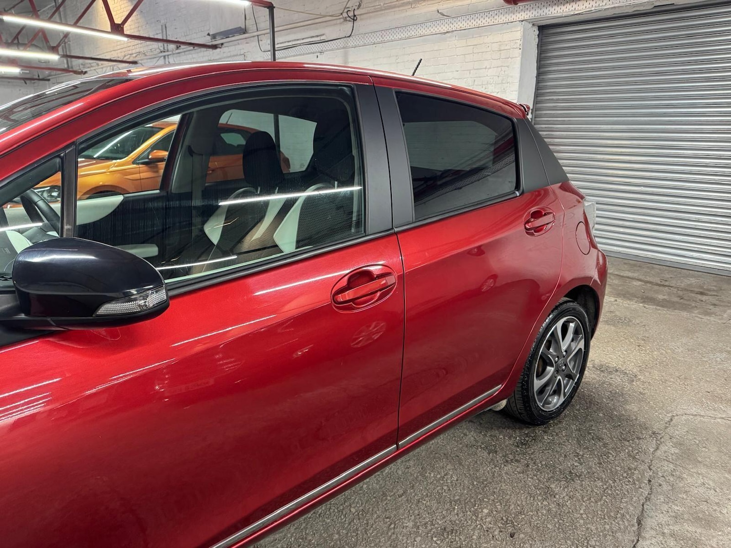 Used Toyota Yaris 2013 for sale - 77632971: Photo 38