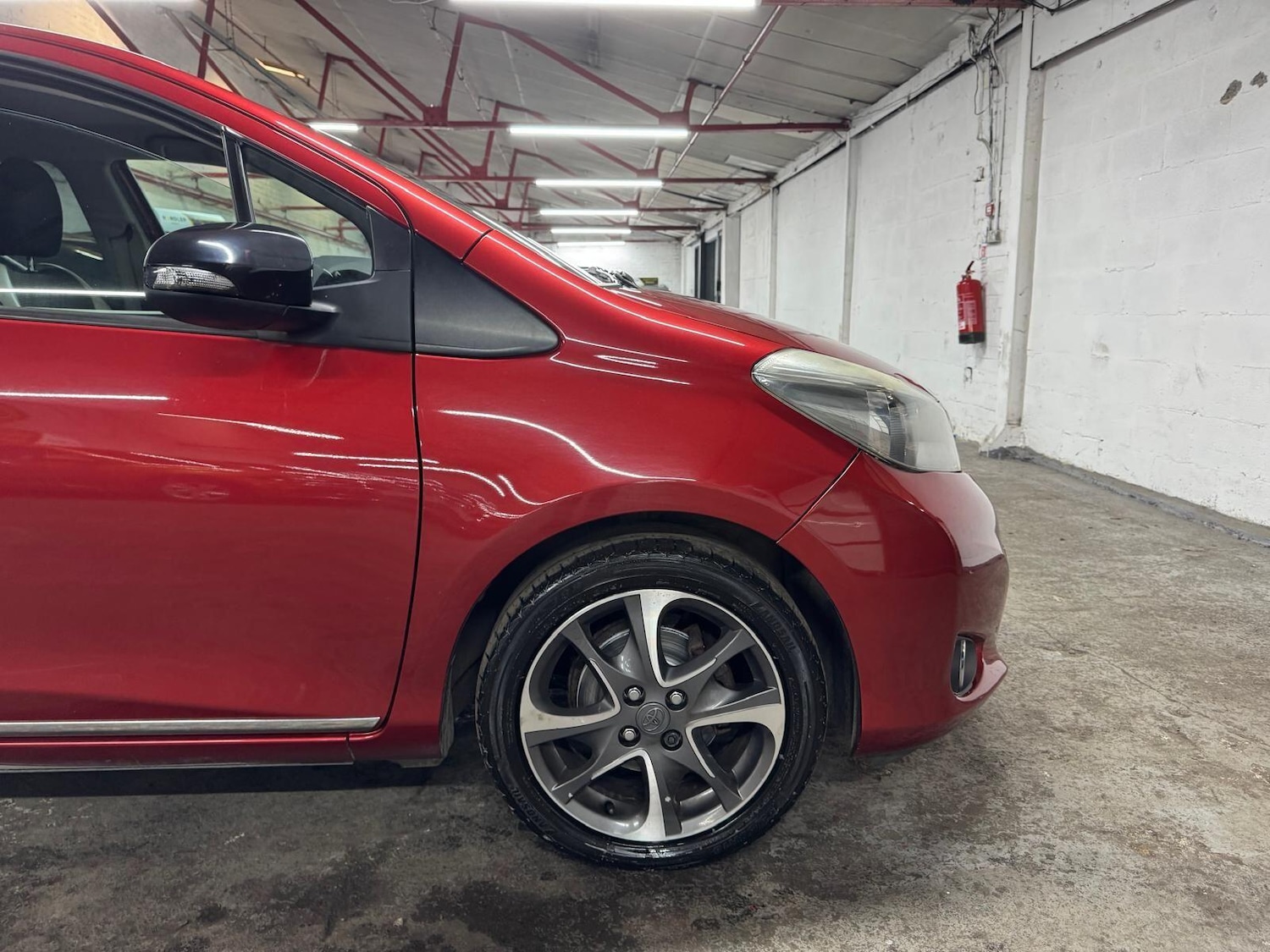 Used Toyota Yaris 2013 for sale - 77632971: Photo 42