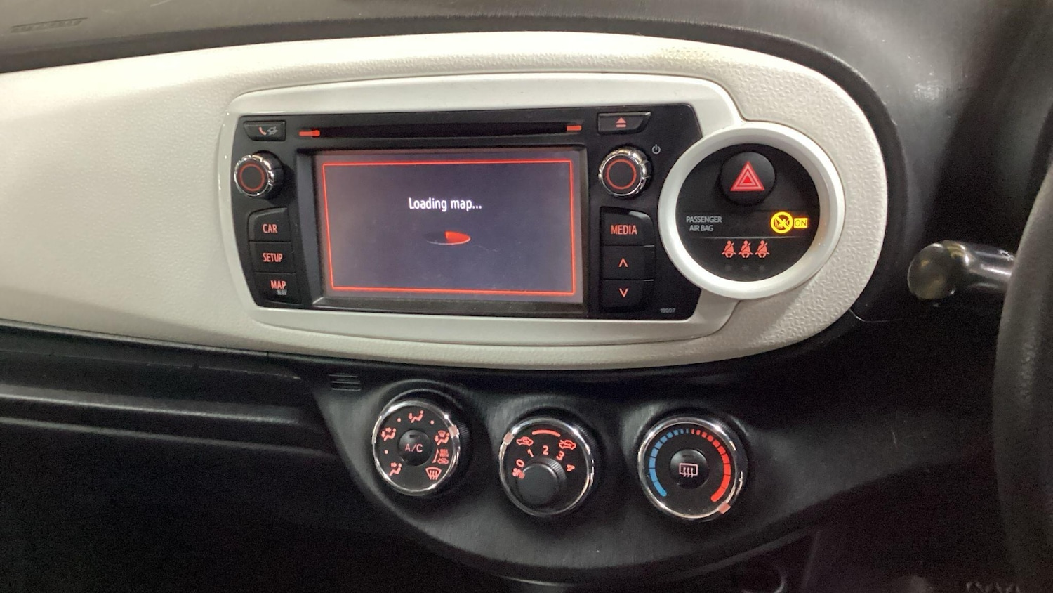 Used Toyota Yaris 2013 for sale - 77632971: Photo 5