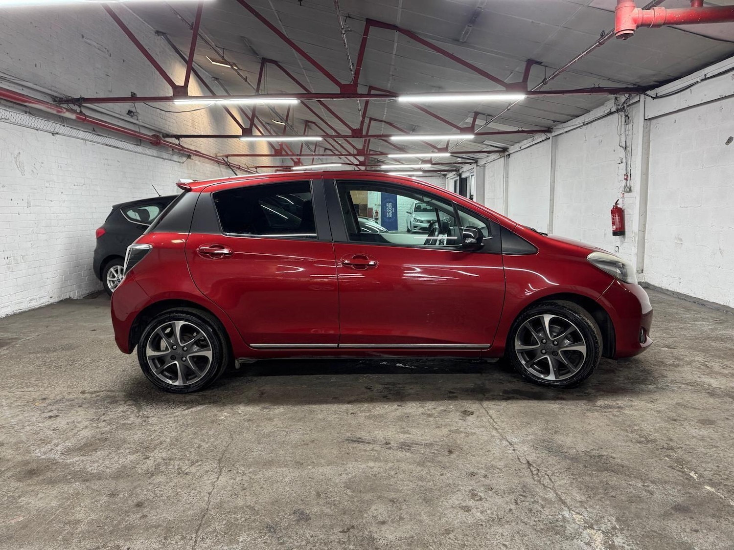 Used Toyota Yaris 2013 for sale - 77632971: Photo 6