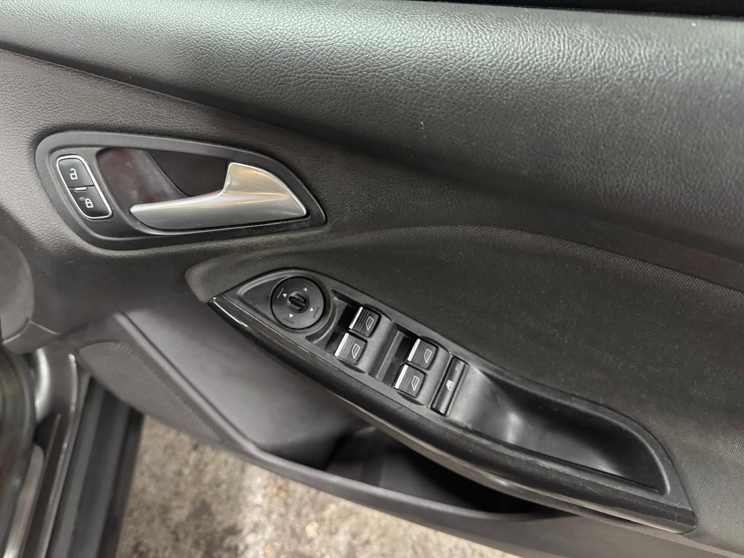 Used Ford Focus for sale - 77016089: Photo 18