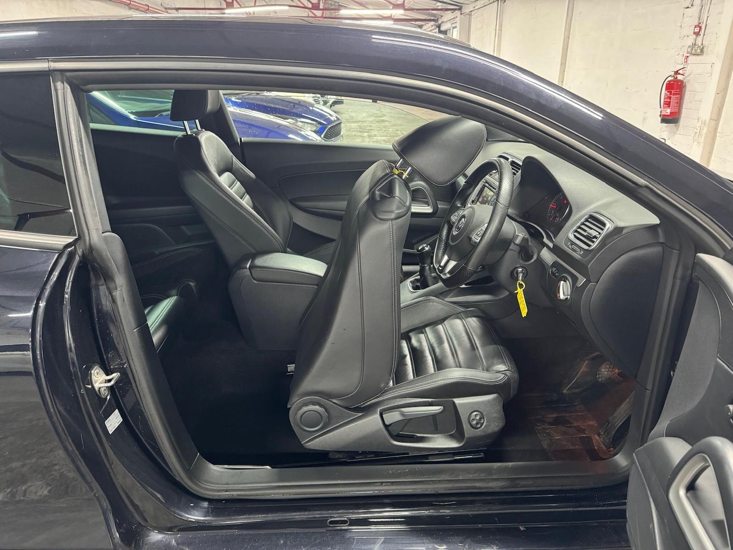 Used Volkswagen Scirocco 2012 for sale - 76865795: Photo 35