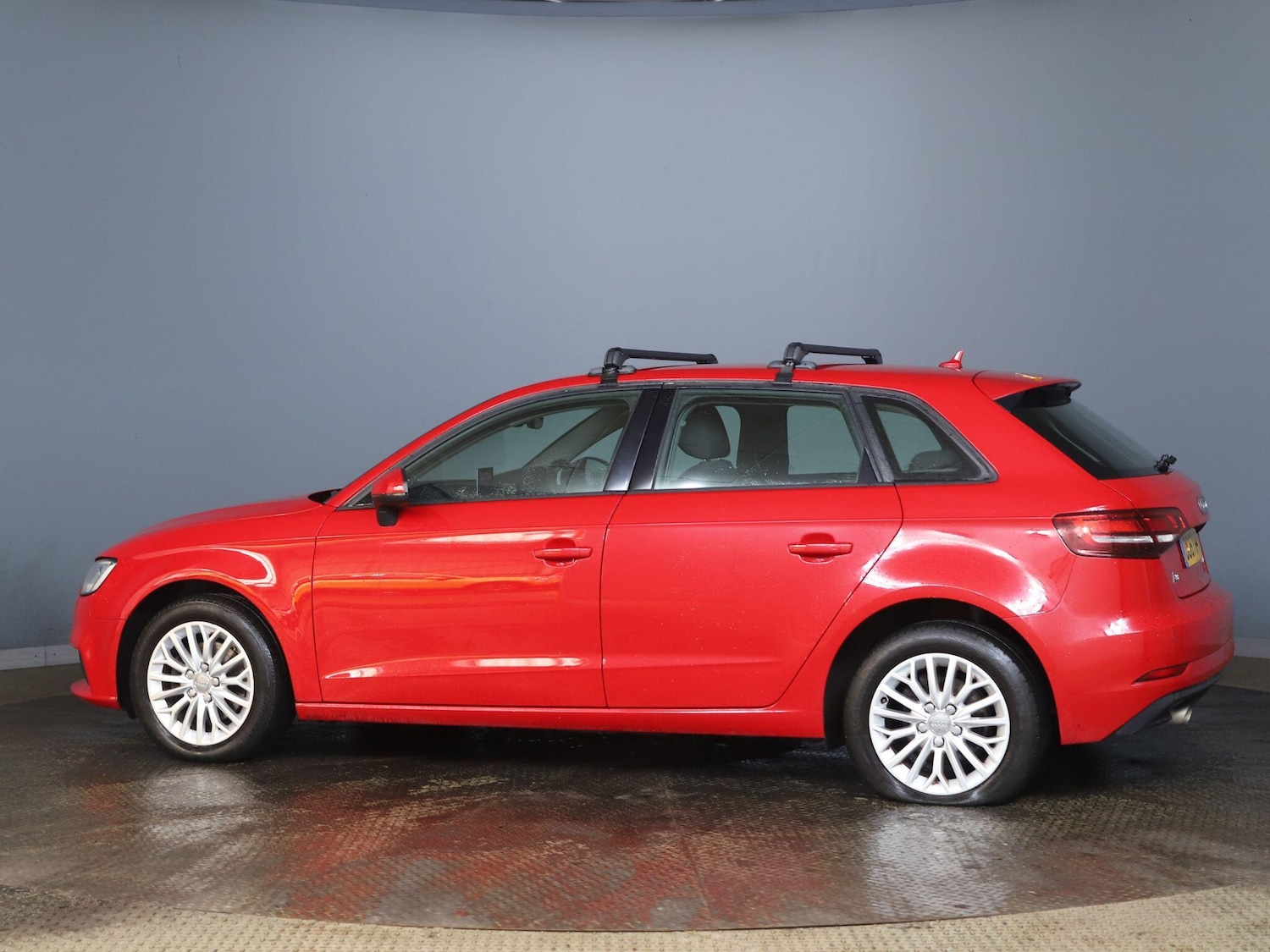 Used Audi A3 2017 for sale - 76780749: Photo 5