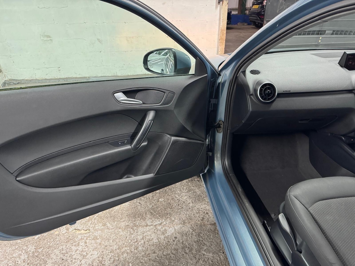 Used Audi A1 2012 for sale - 76742764: Photo 15