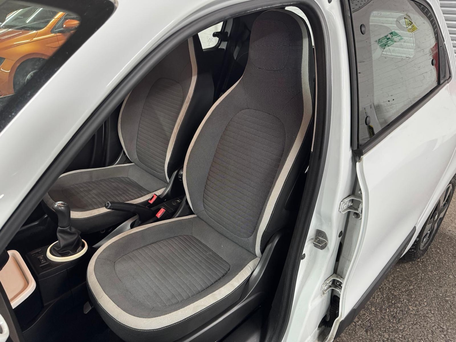 Used Renault Twingo 2015 for sale - 77824829: Photo 41