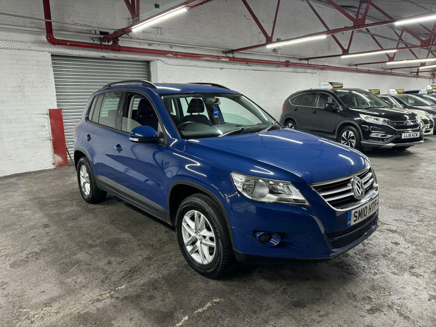 Used Volkswagen Tiguan 2010 for sale - 76484564: Photo 2