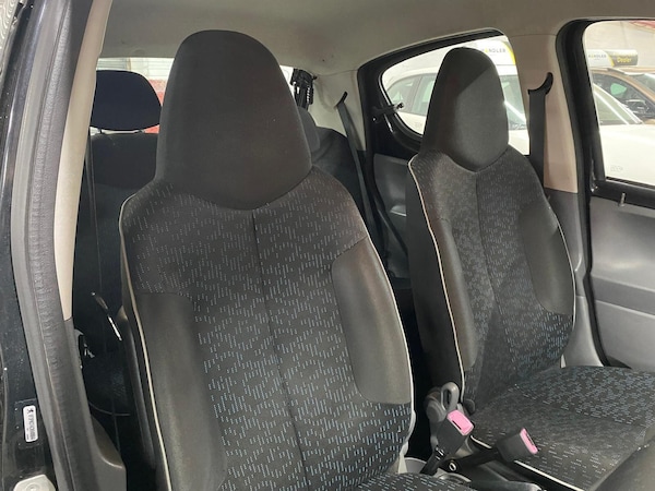 Used Peugeot 107 2010 for sale - 76201292: Photo 13