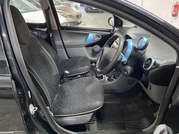 Used Peugeot 107 2010 for sale - 76201292: Photo 15