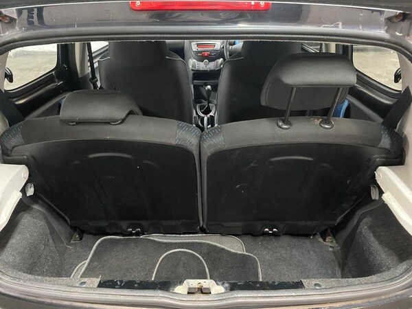 Used Peugeot 107 2010 for sale - 76201292: Photo 30