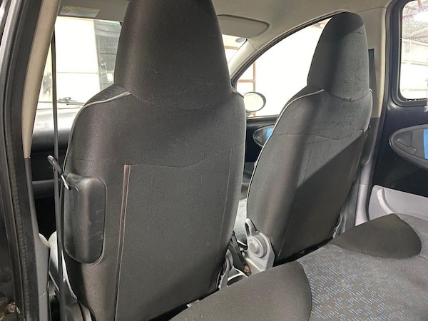 Used Peugeot 107 2010 for sale - 76201292: Photo 31