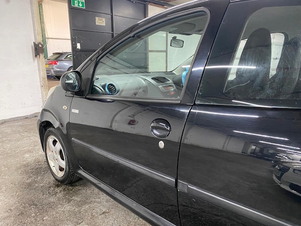 Used Peugeot 107 2010 for sale - 76201292: Photo 5