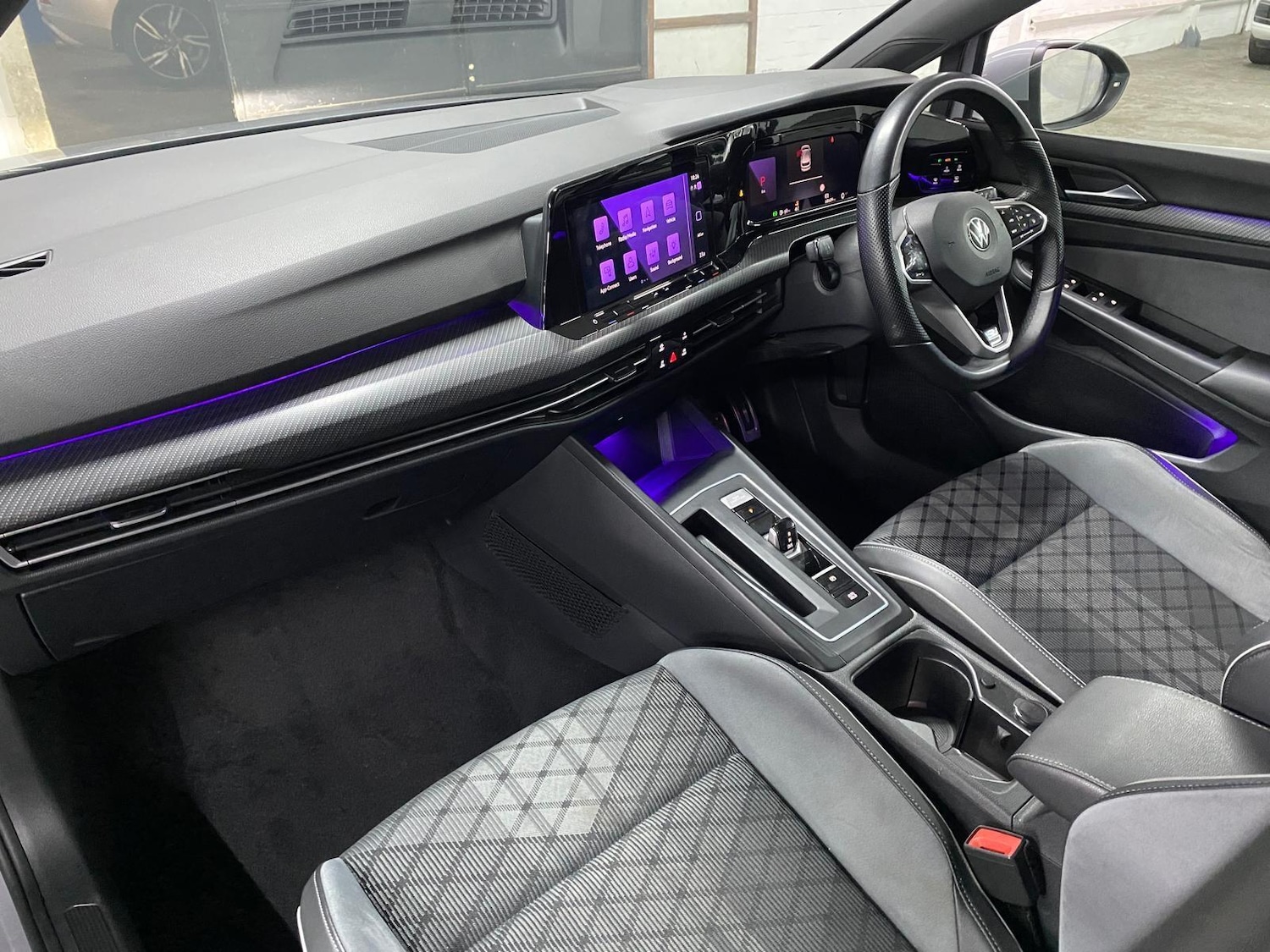 Used Volkswagen Golf 2021 for sale - 76425289: Photo 2