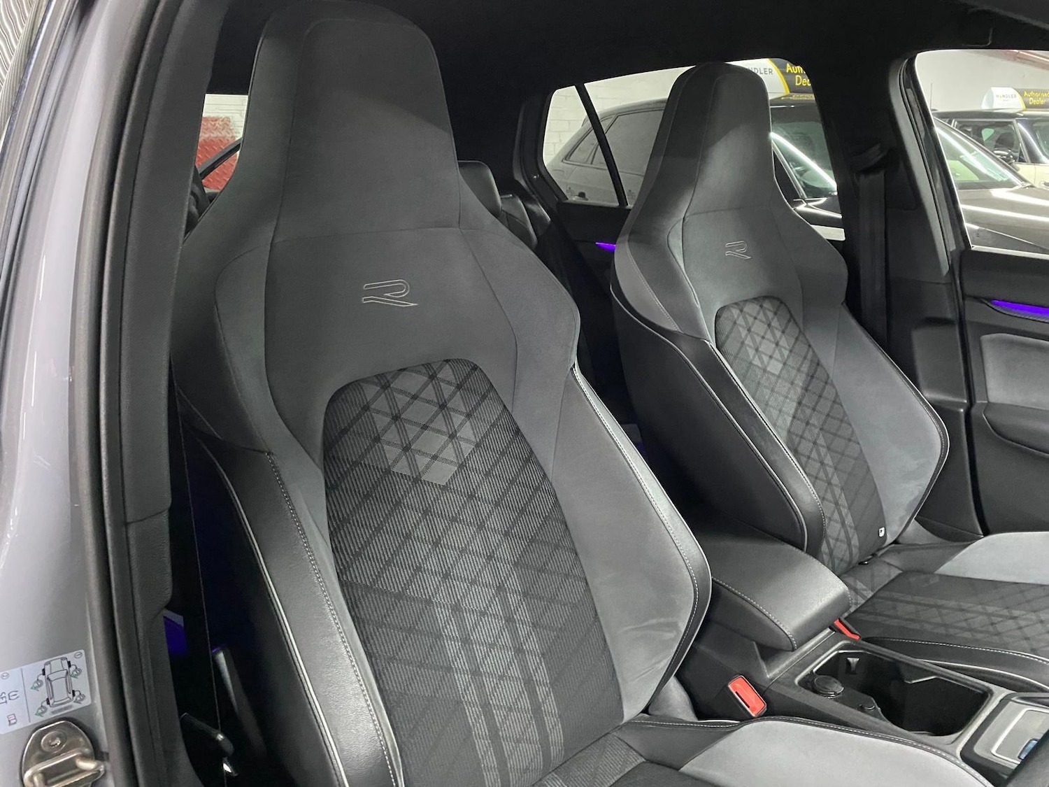 Used Volkswagen Golf 2021 for sale - 76425289: Photo 25