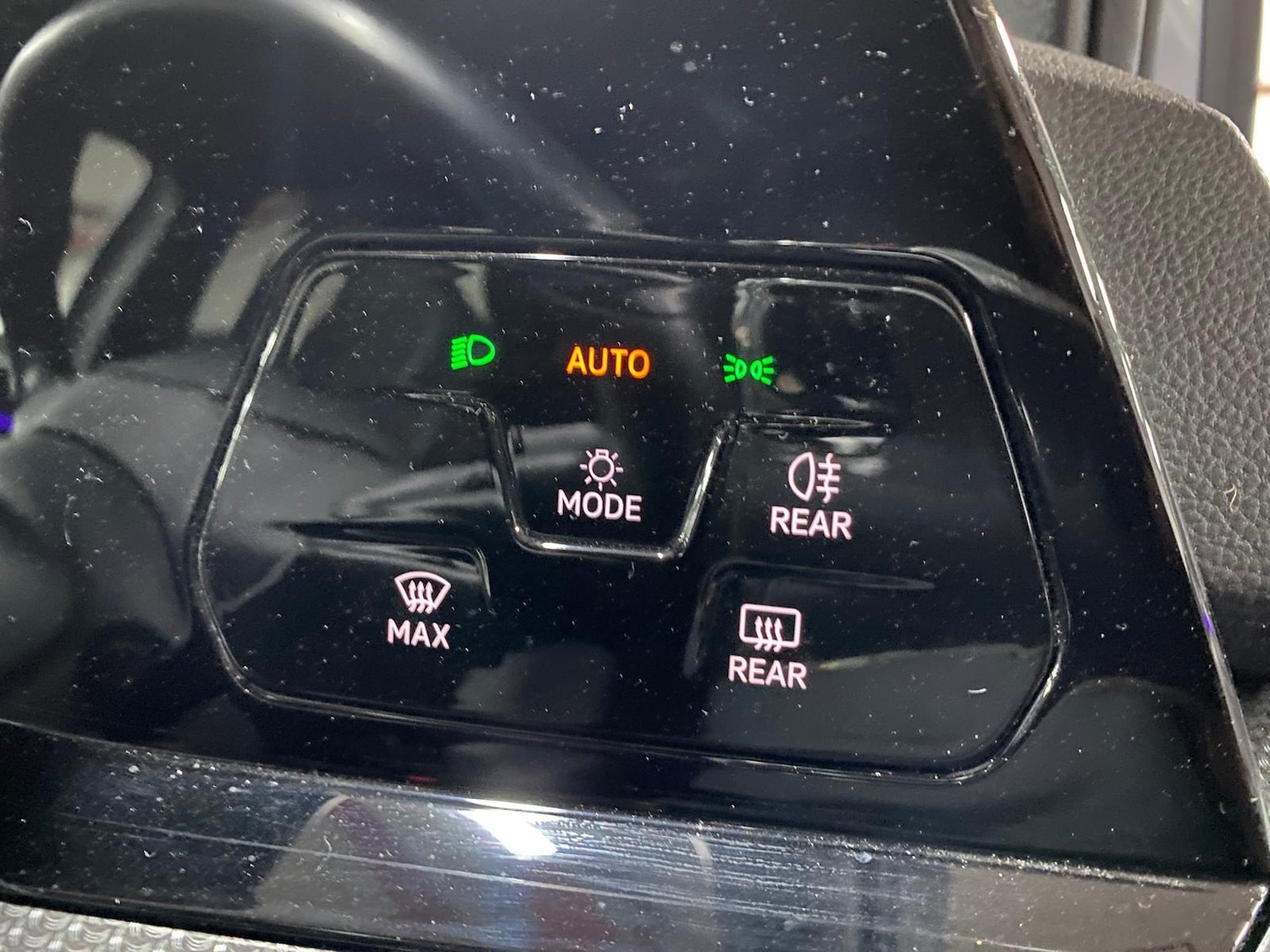 Used Volkswagen Golf 2021 for sale - 76425289: Photo 32