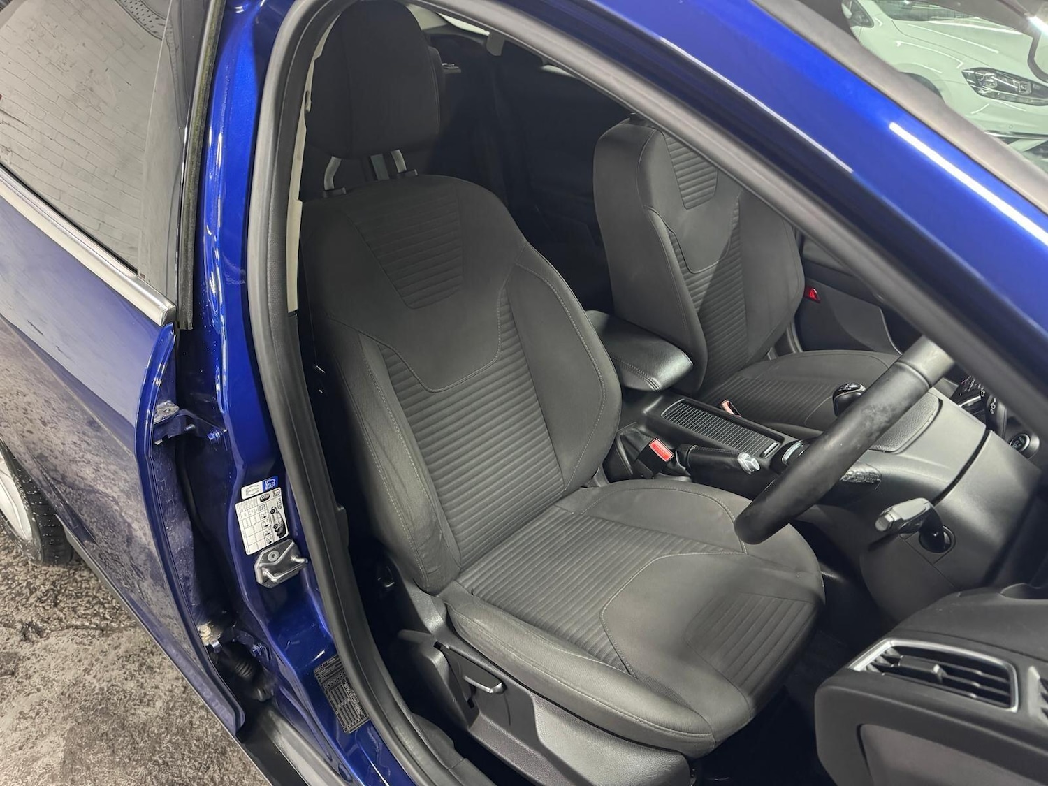 Used Ford Focus 2015 for sale - 76801118: Photo 23