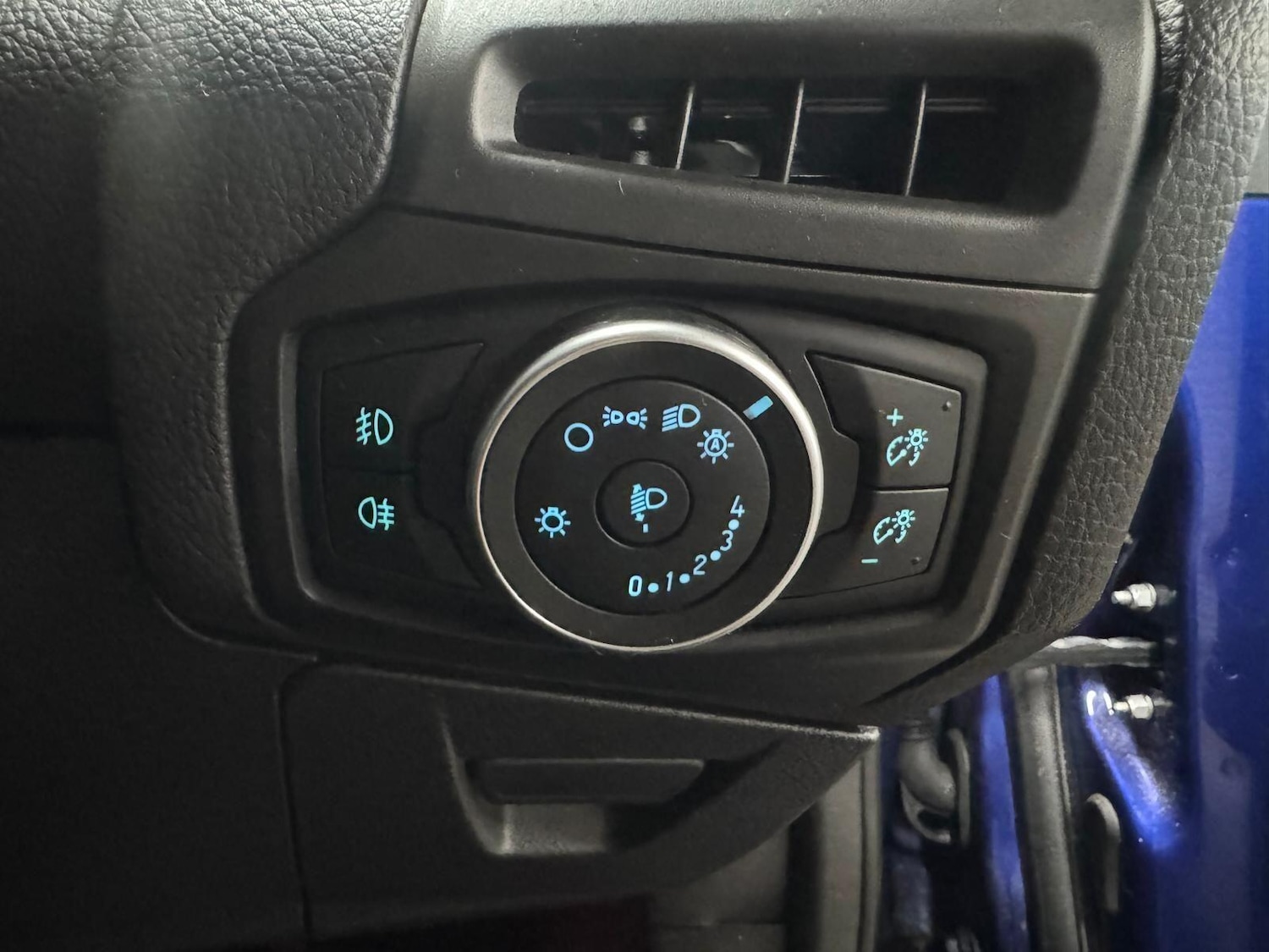 Used Ford Focus 2015 for sale - 76801118: Photo 28