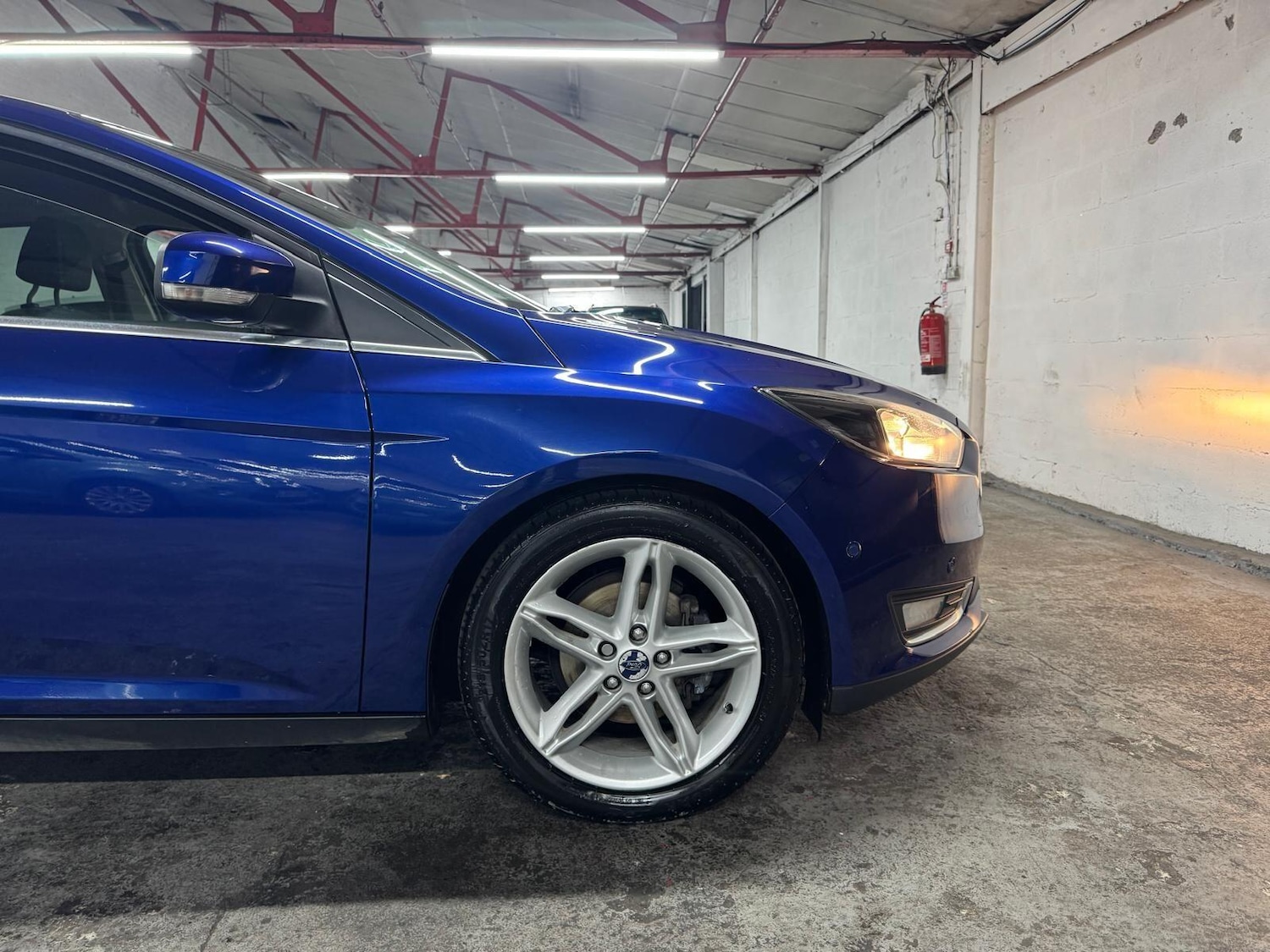 Used Ford Focus 2015 for sale - 76801118: Photo 5