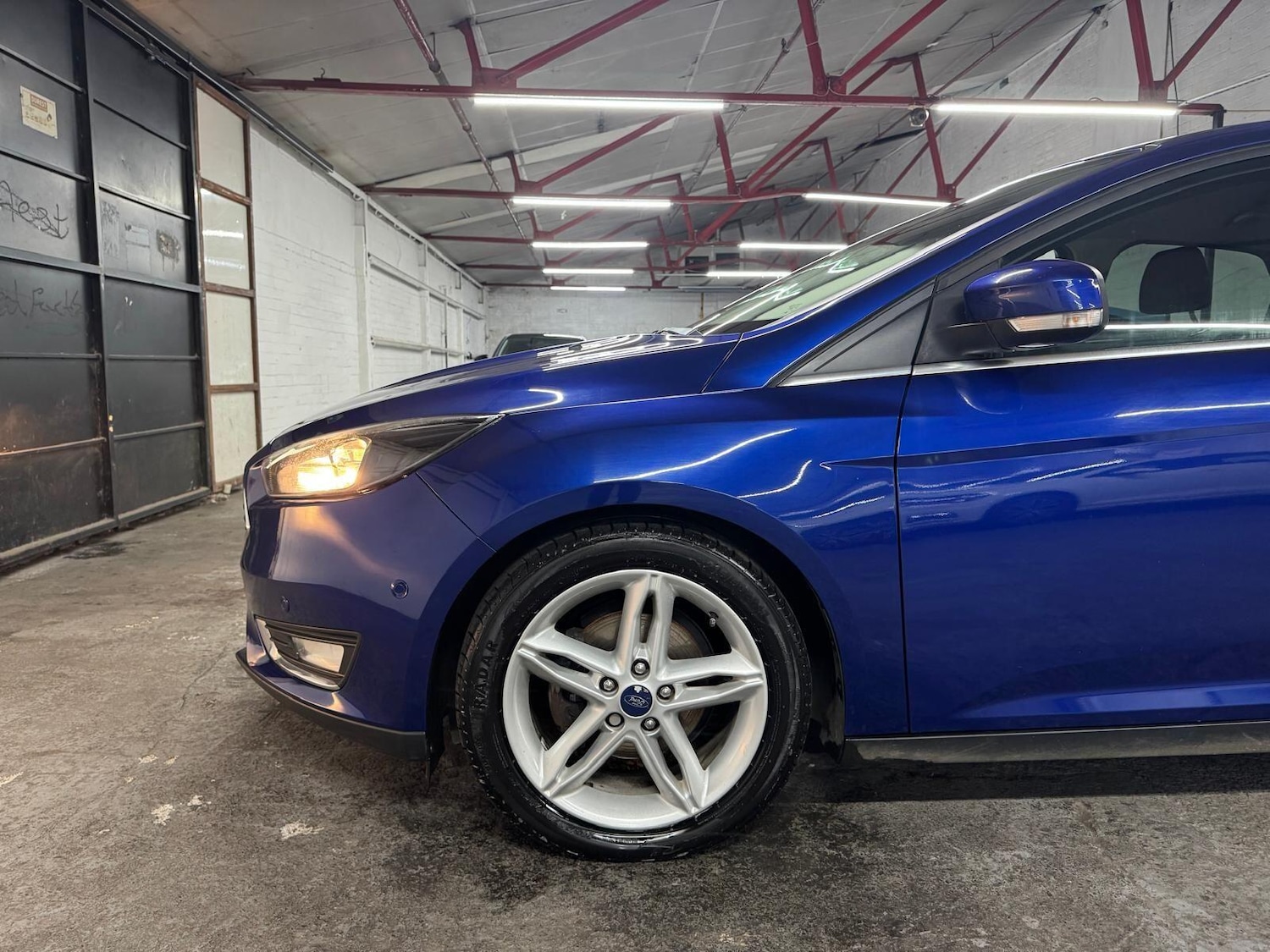 Used Ford Focus 2015 for sale - 76801118: Photo 6