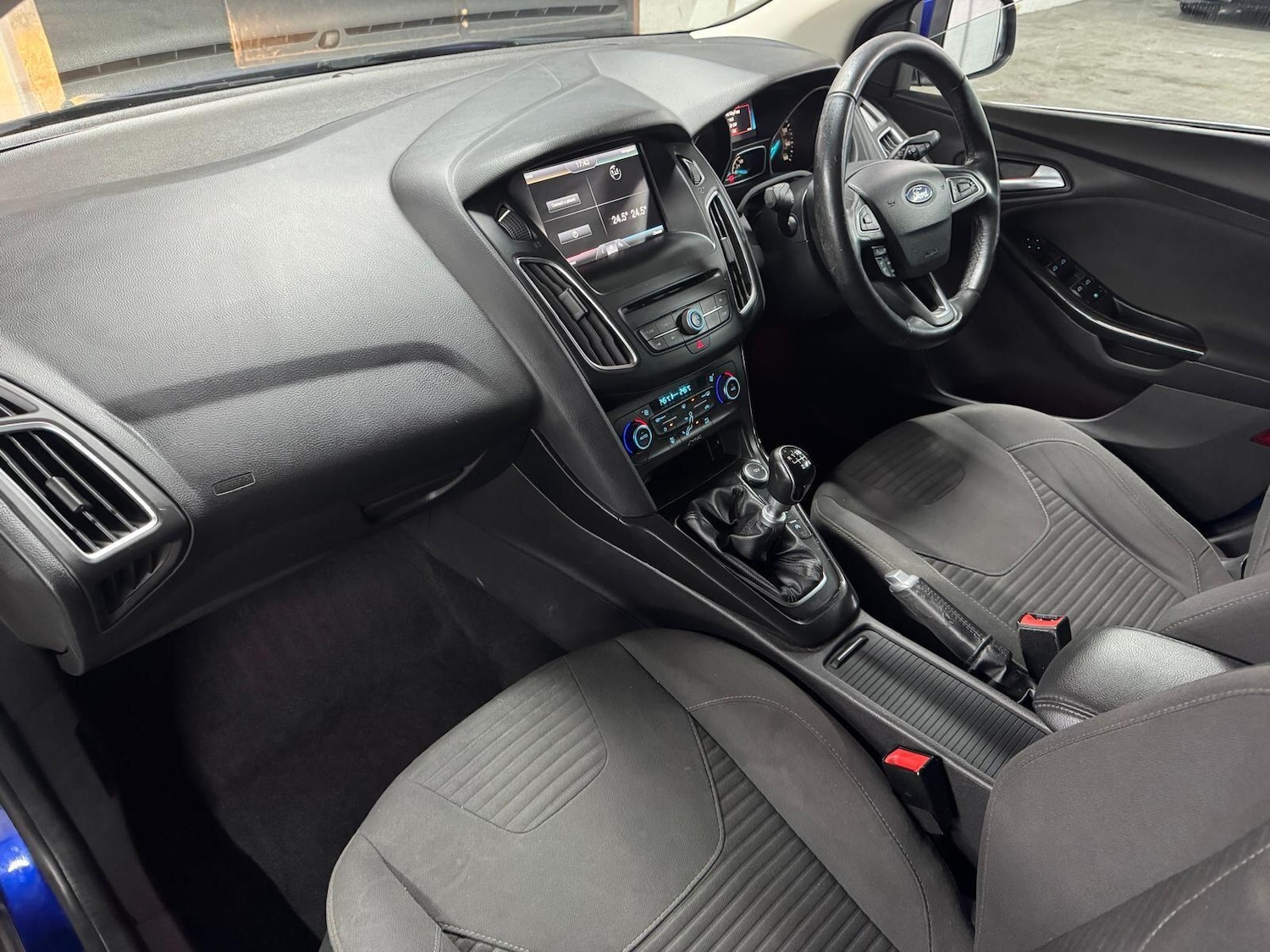 Used Ford Focus 2015 for sale - 76801118: Photo 9