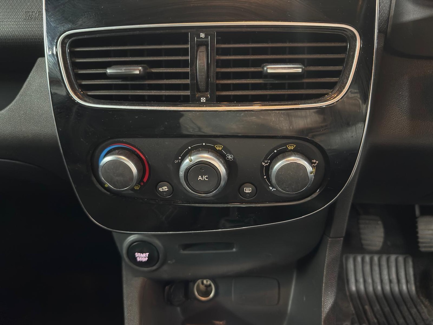 Used Renault Clio for sale - 78135871: Photo 18