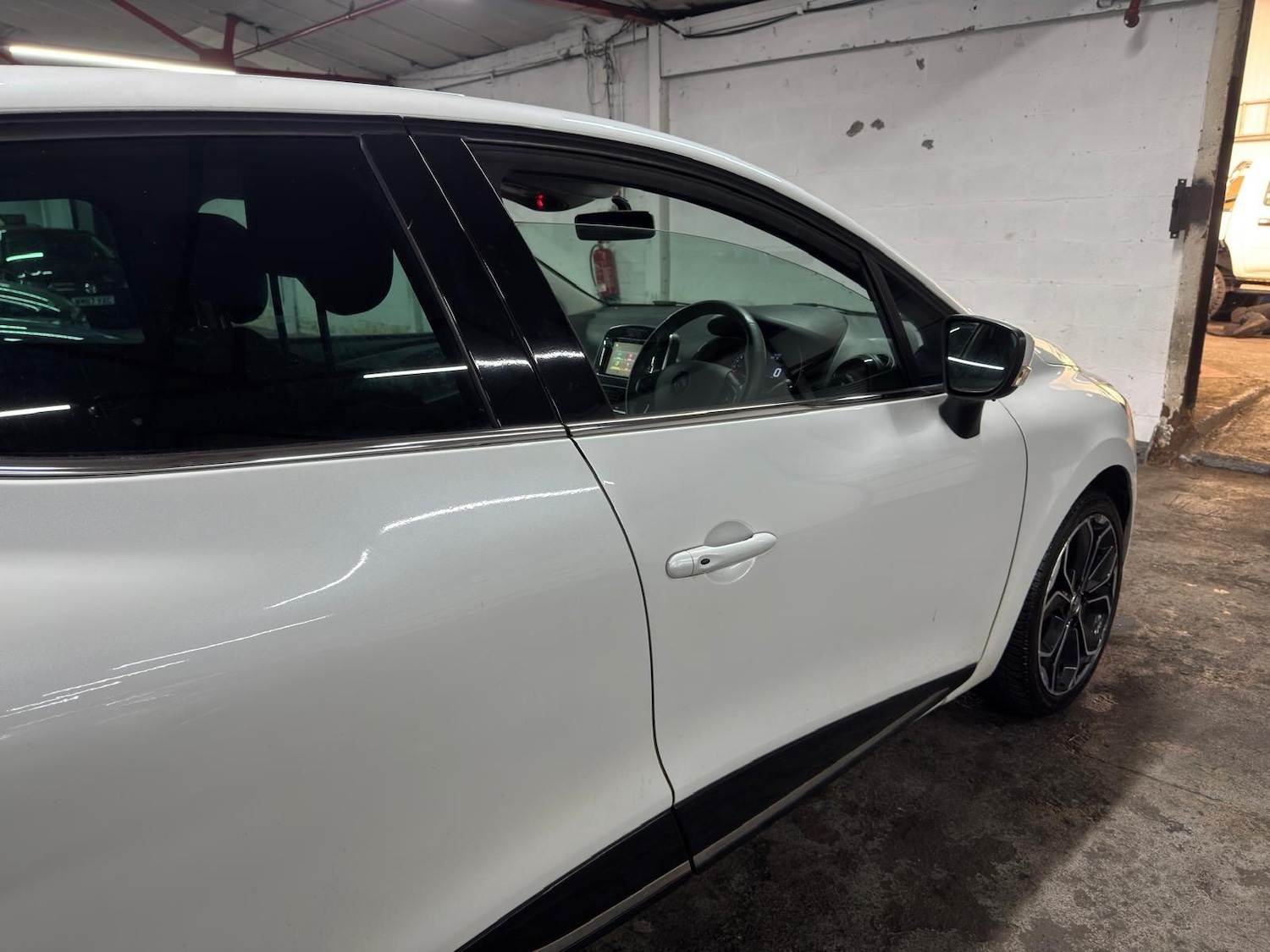 Used Renault Clio for sale - 78135871: Photo 22