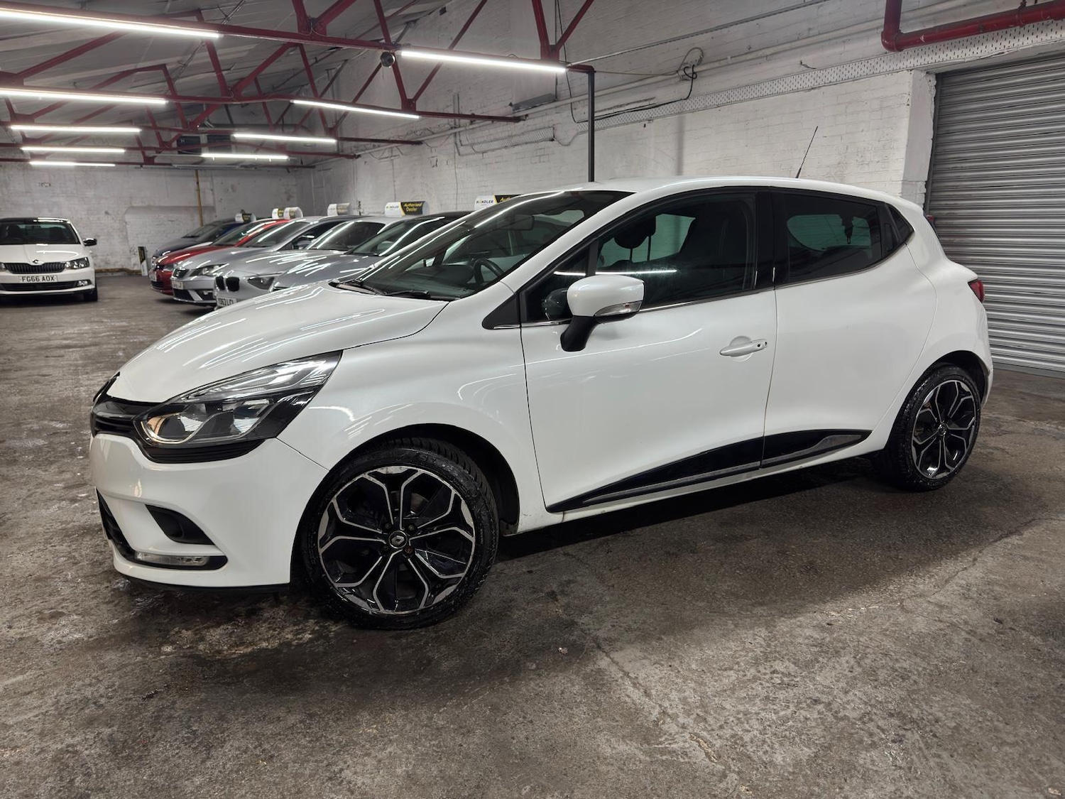 Used Renault Clio for sale - 78135871: Photo 3