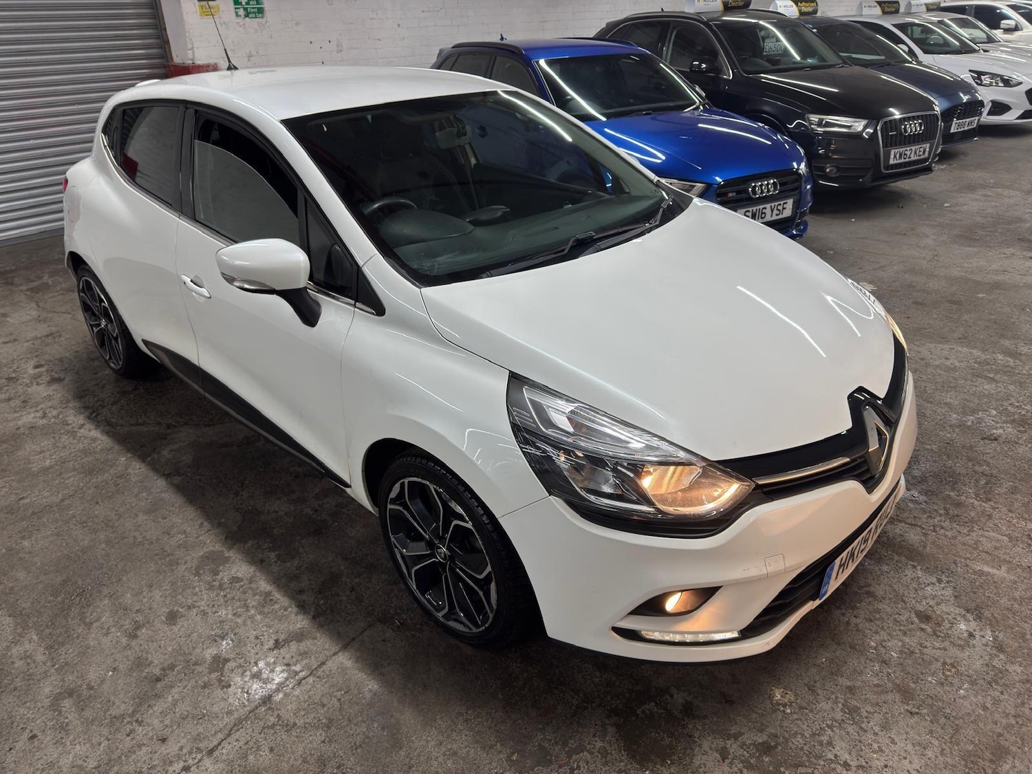 Used Renault Clio for sale - 78135871: Photo 46