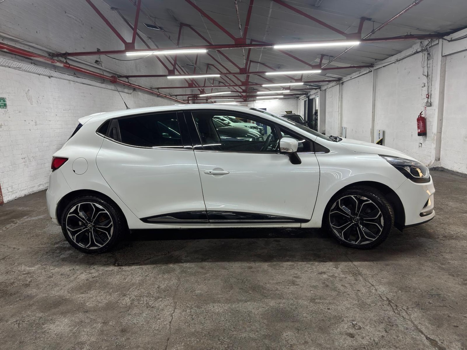 Used Renault Clio for sale - 78135871: Photo 8