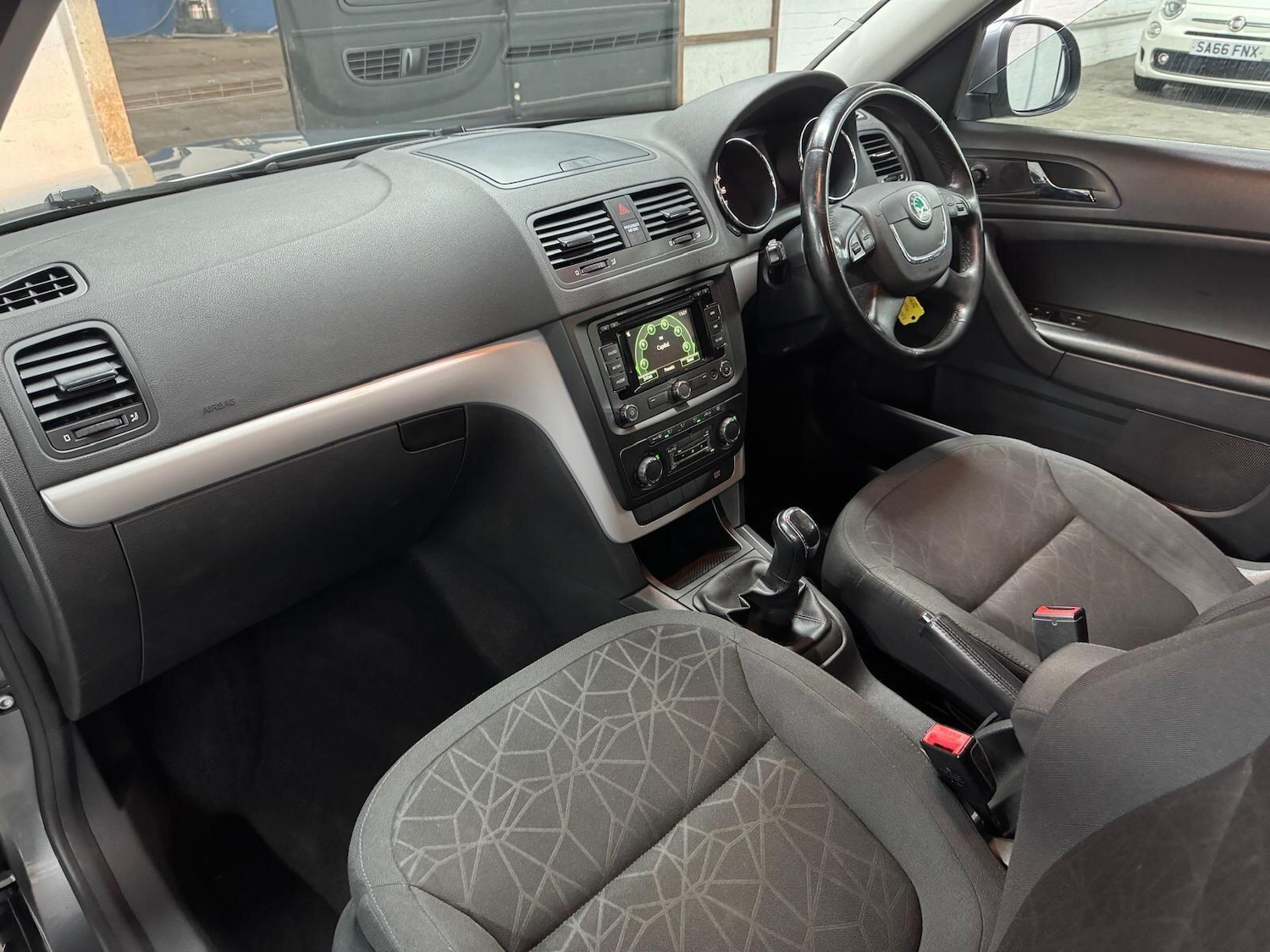 Used Skoda Yeti 2012 for sale - 77097930: Photo 18